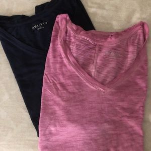 2 Ava Viv V-neck Cotton T-shirts
